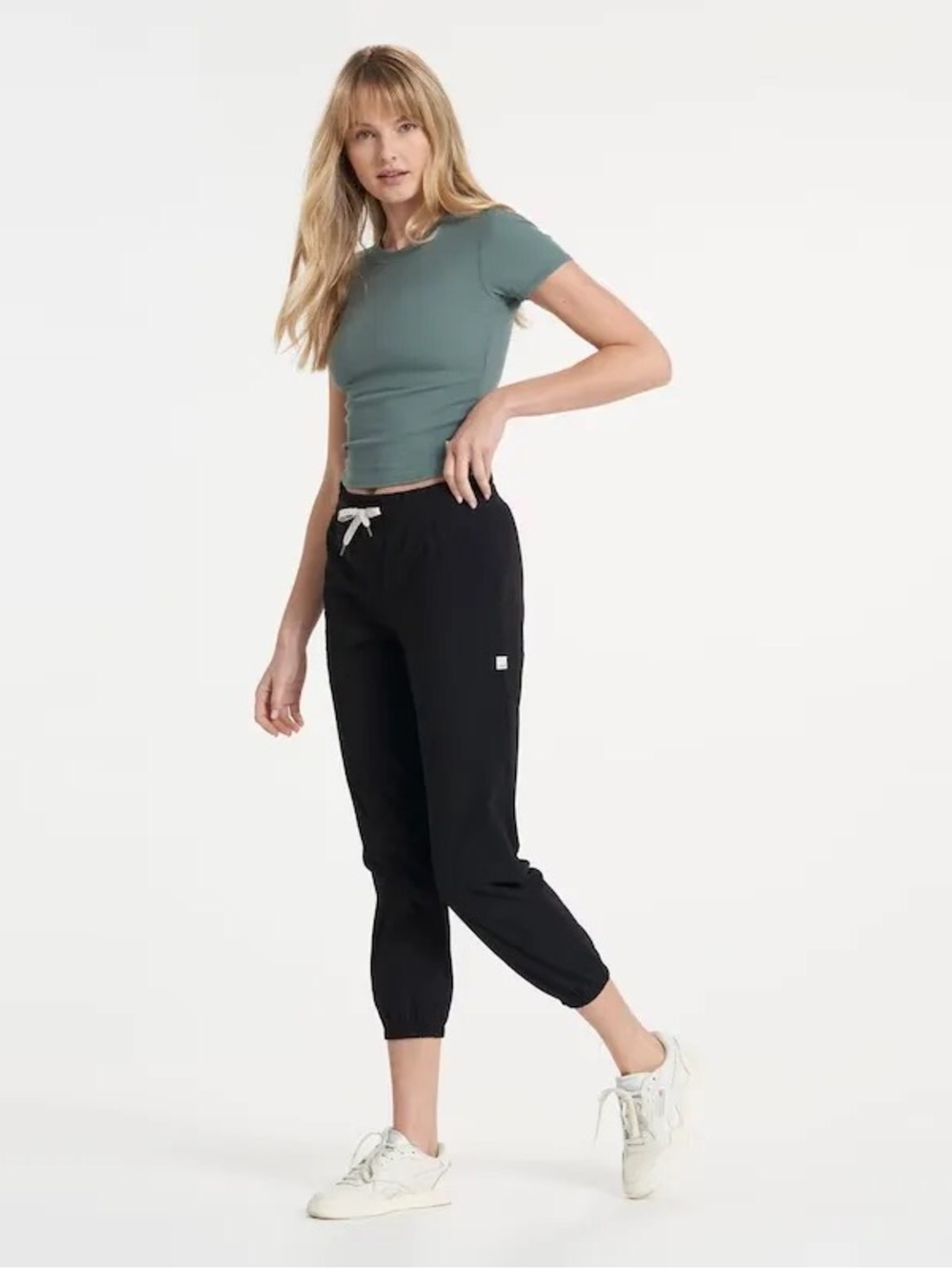 Vuori Miles Jogger Ultralight Sustainably Knit Move with You Pants in Black